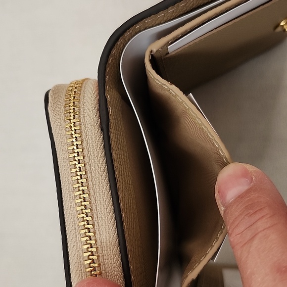 NWT Coach Colorblock Small Tri-Fold Wallet - Picture 15 of 16